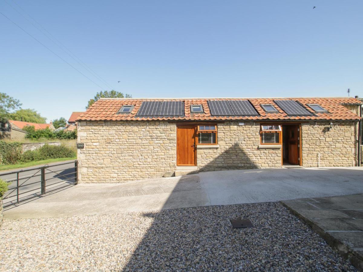 Yeoman'S Cottage Pickering Exterior photo
